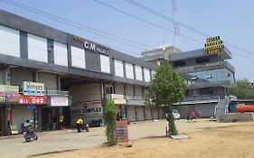 Hotel Cm Palace & Guest House & P.G Rooms